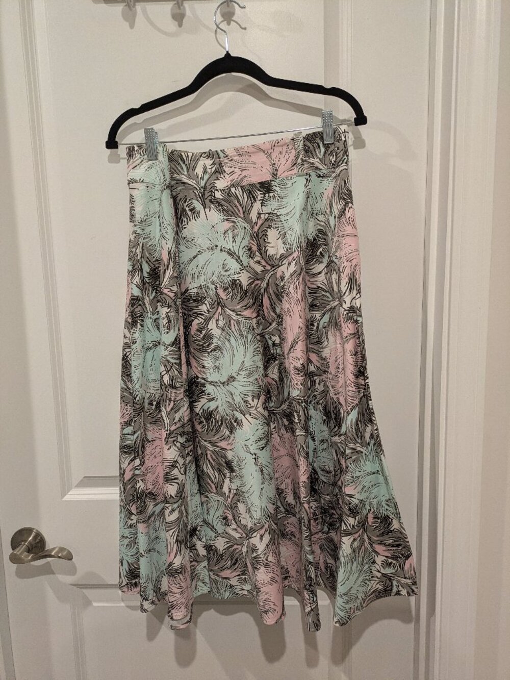 Pinup Couture Circle Skirt - Picture 2 of 2